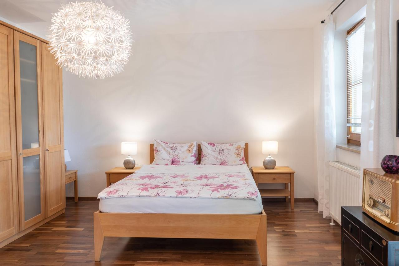 Apartment Salzburg City&Lake Elixhausen Buitenkant foto
